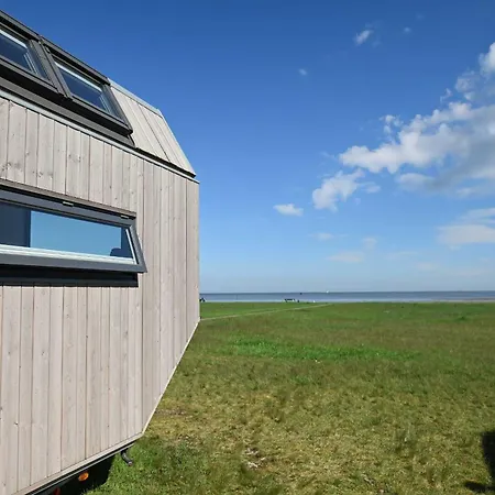 Tiny House Pioneer 6 - Tiny Spot * Schillig